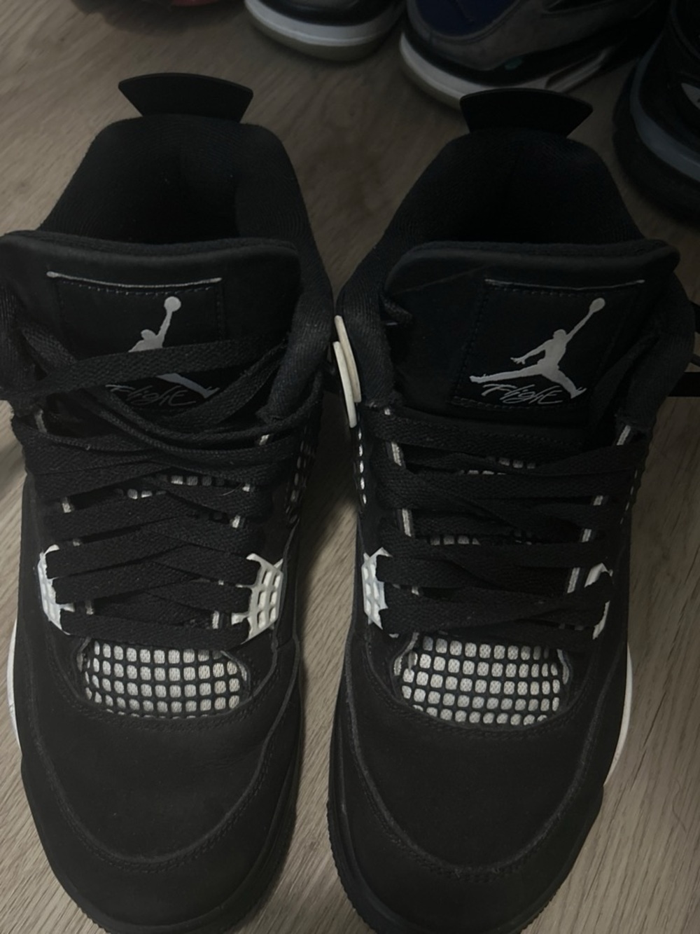 Jordan Men's Black and White Retro Sneakers